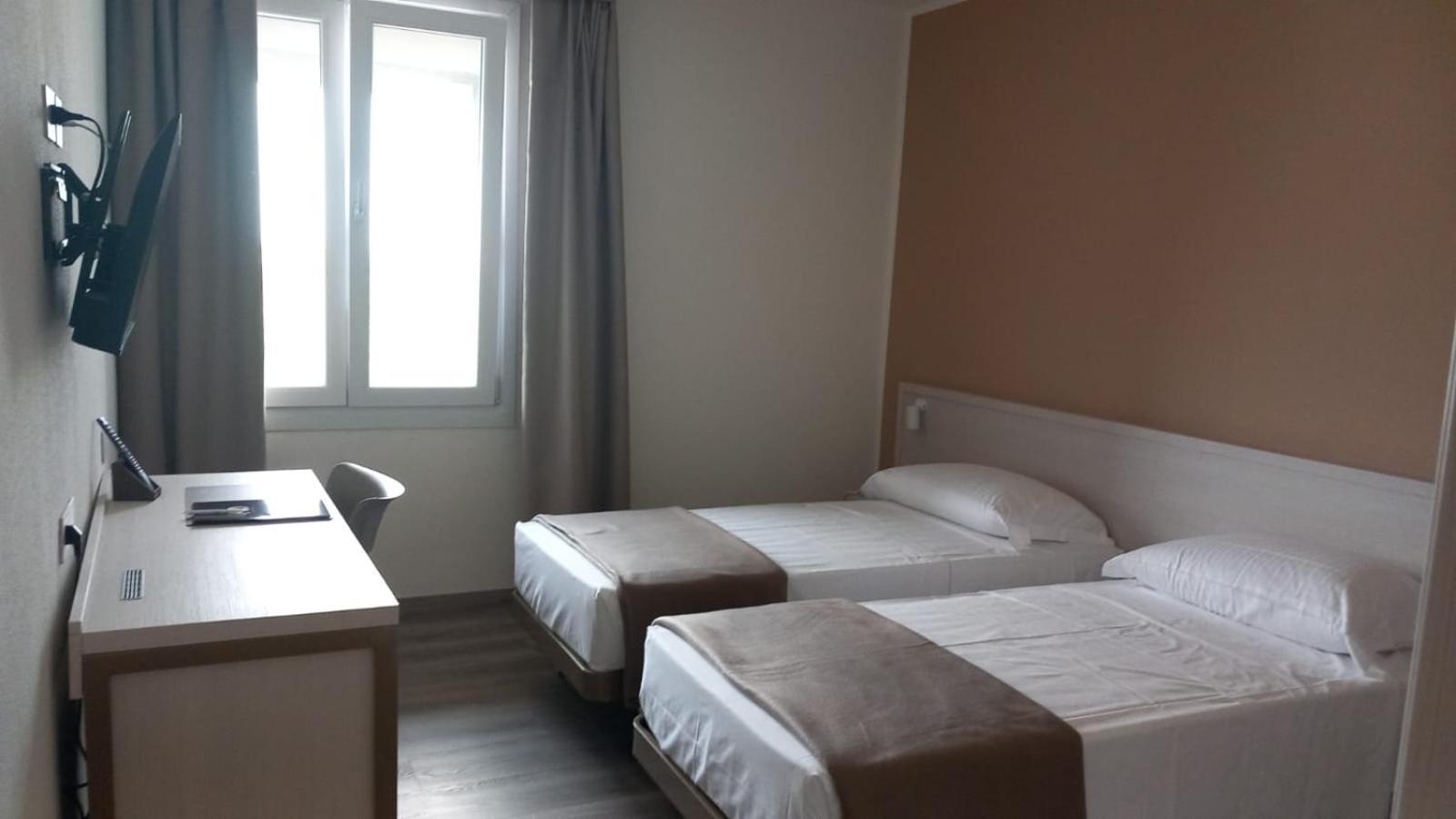 Hotel Donatello Modena Dış mekan fotoğraf