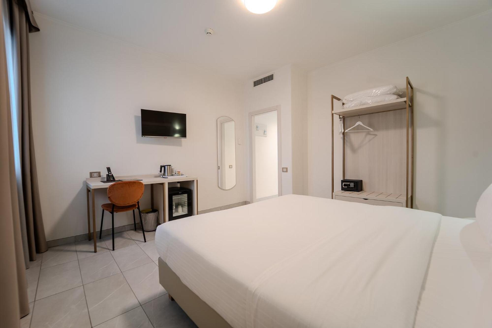 Hotel Donatello Modena Dış mekan fotoğraf