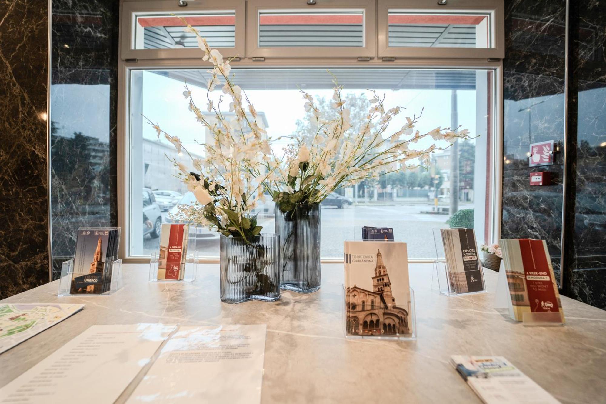 Hotel Donatello Modena Dış mekan fotoğraf