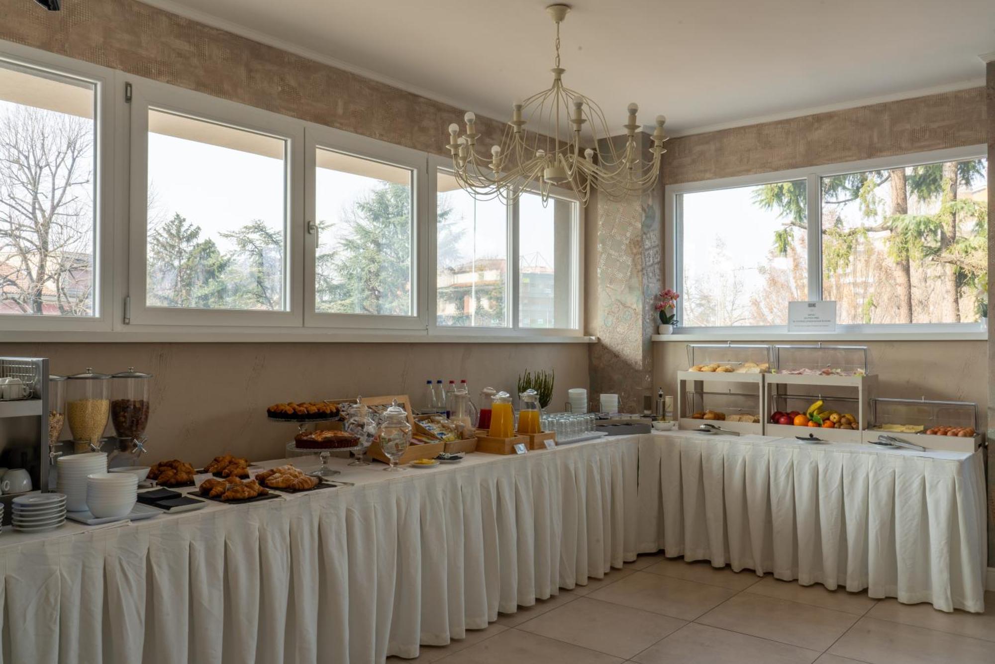 Hotel Donatello Modena Dış mekan fotoğraf